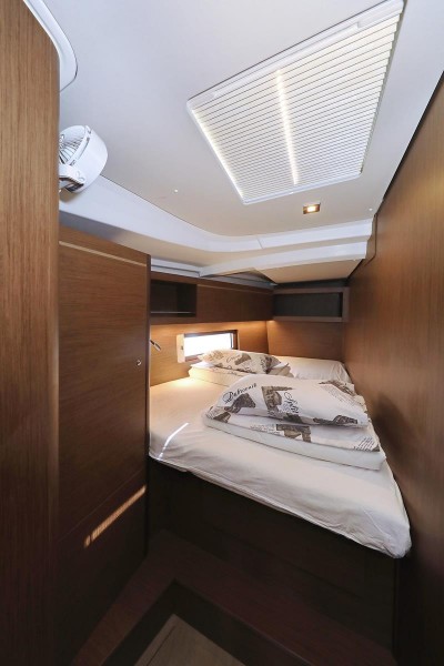 Oceanis 46.1 — photo 16
