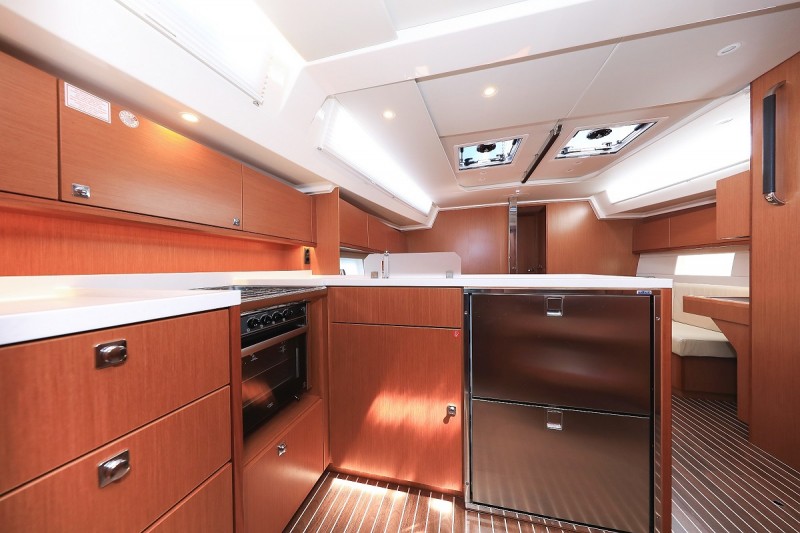 Bavaria C45 Style — photo 9