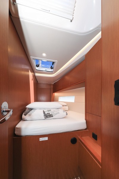 Bavaria C45 Style — photo 12