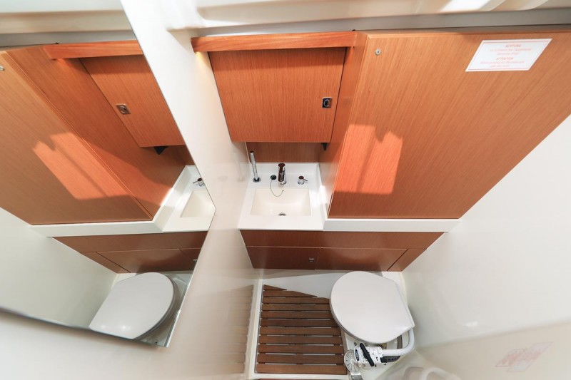Bavaria C45 Style — photo 13
