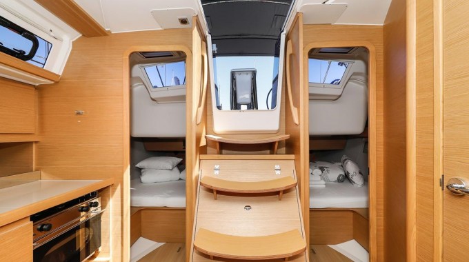Dufour 390 GL — photo 9