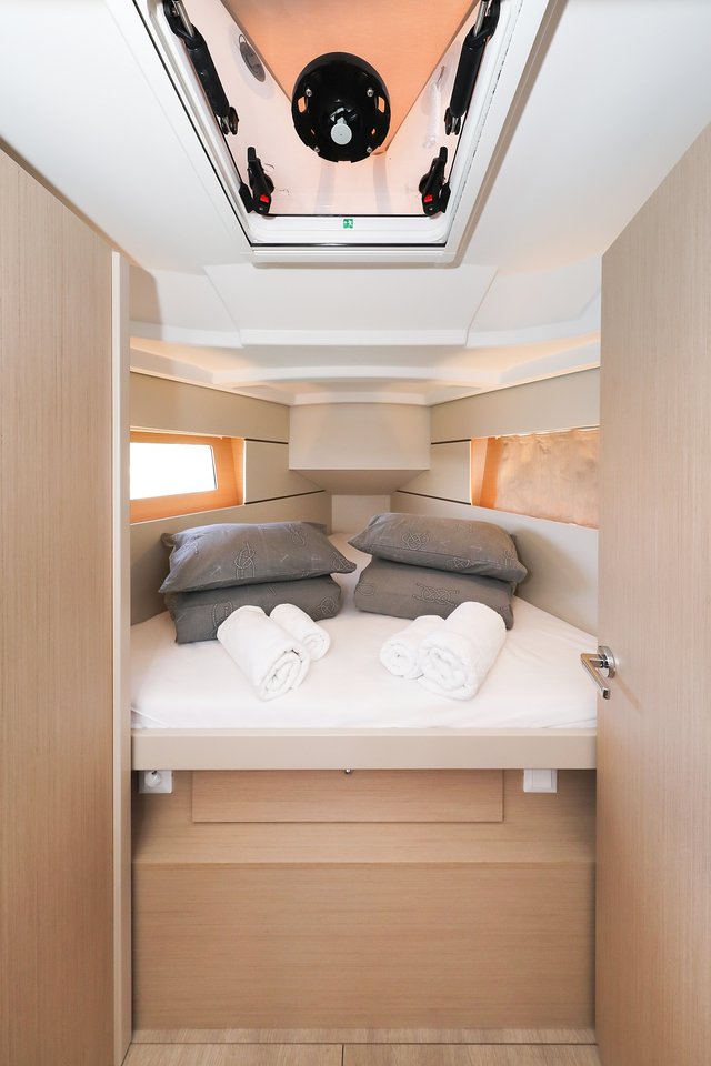 Oceanis 35.1 — photo 19