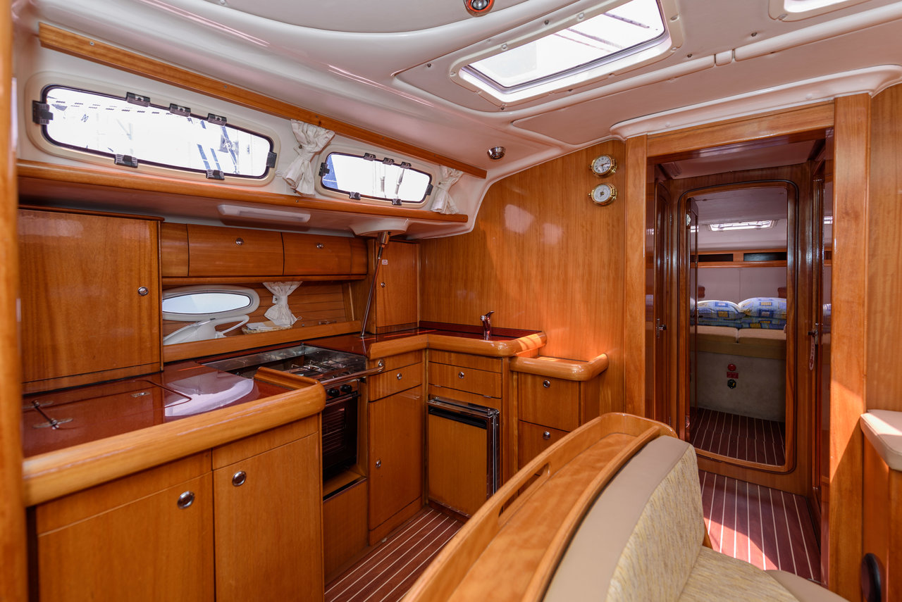 Bavaria 46 Cruiser — photo 6
