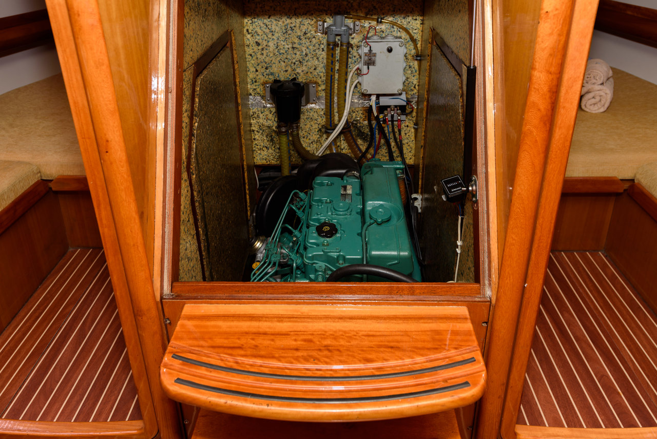 Bavaria 46 Cruiser — photo 13