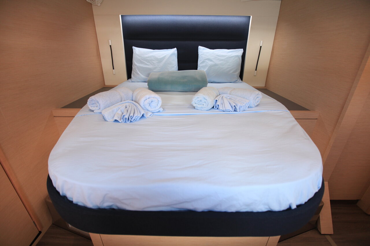 Fountaine Pajot Saona 47 Quintet - 5 + 1 cab. — photo 17