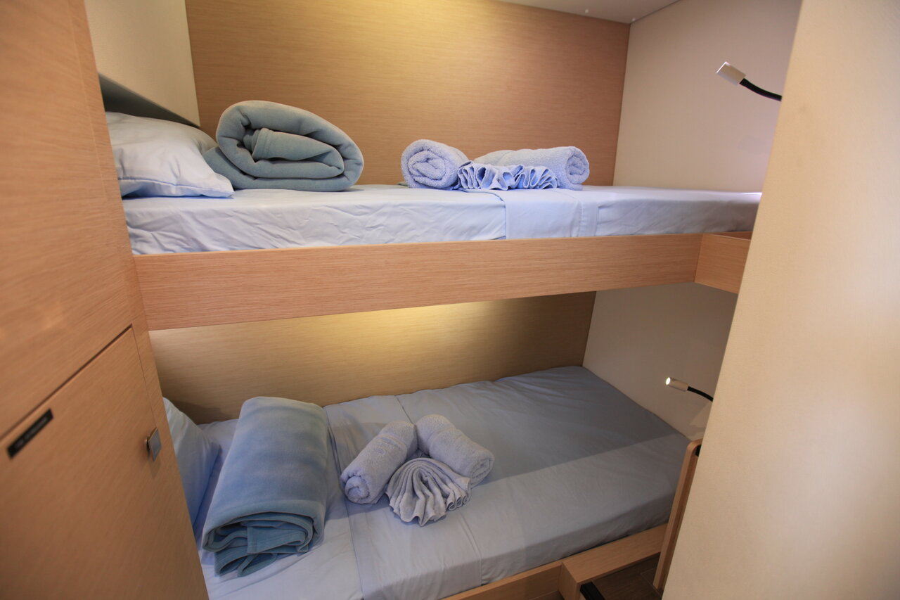 Fountaine Pajot Saona 47 Quintet - 5 + 1 cab. — photo 20