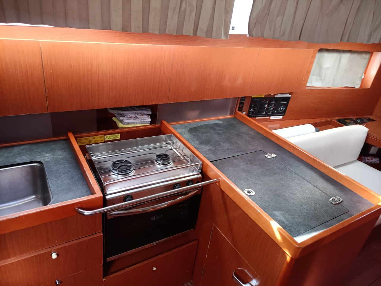Oceanis 41.1 — photo 7