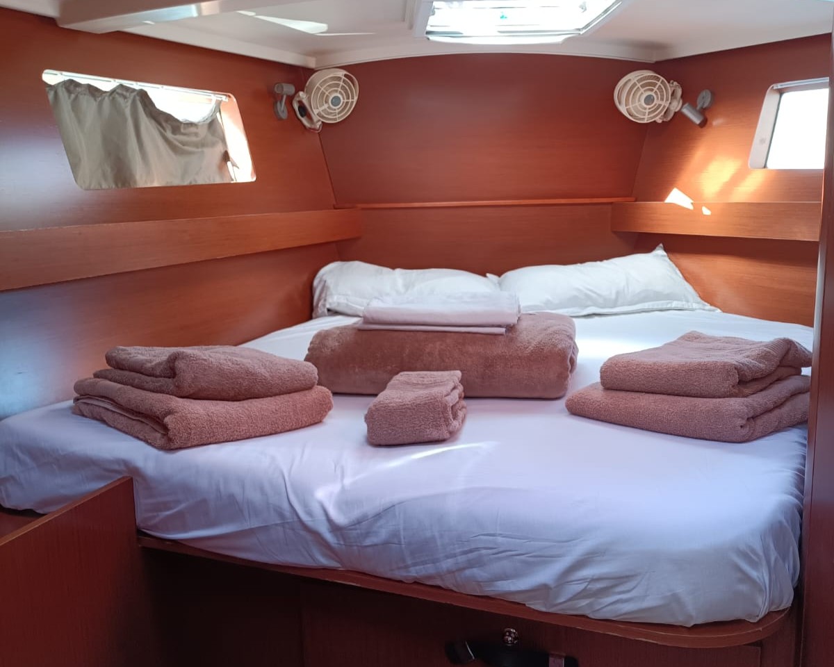 Oceanis 41.1 — photo 9