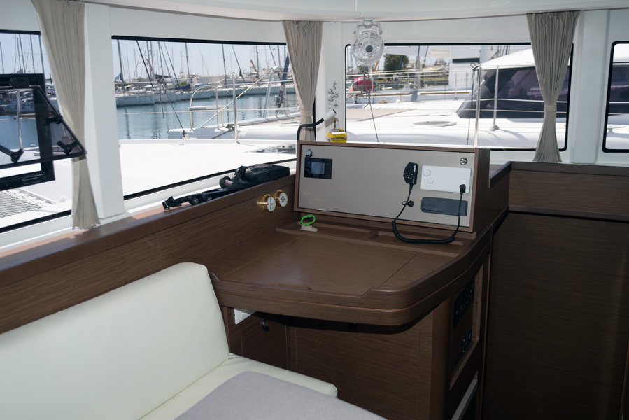 Lagoon 42 - 4 + 2 cab. — photo 6