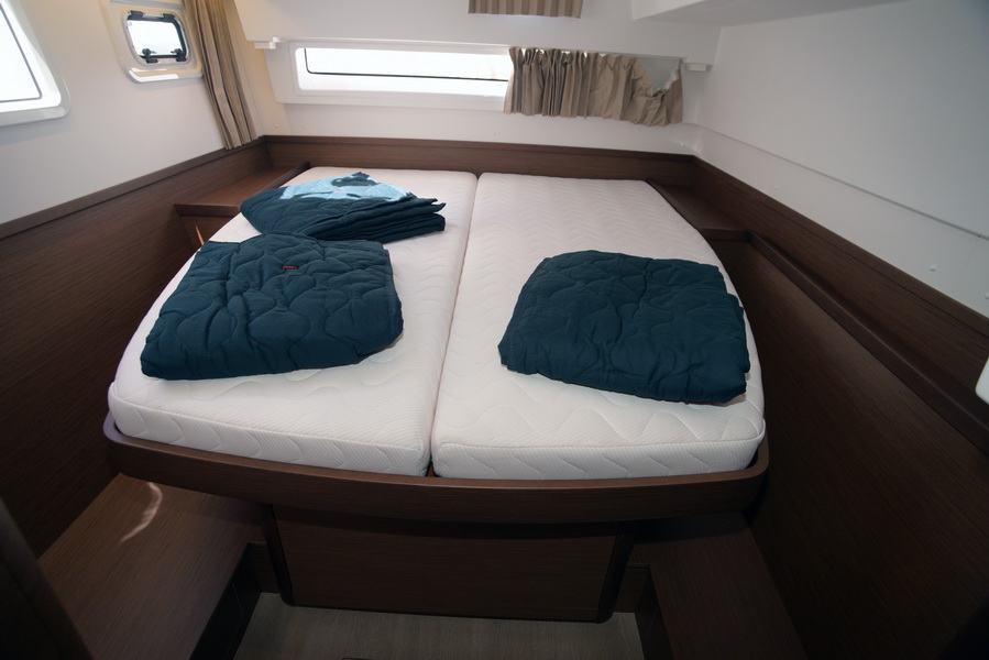 Lagoon 42 - 4 + 2 cab. — photo 10