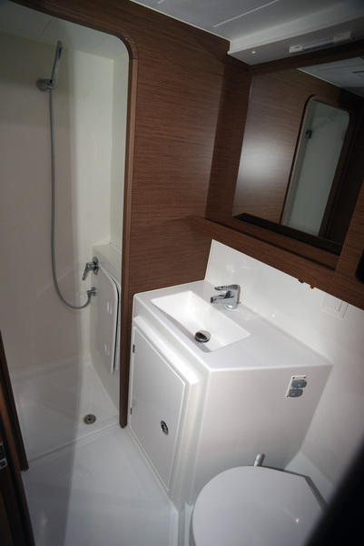 Lagoon 42 - 4 + 2 cab. — photo 12