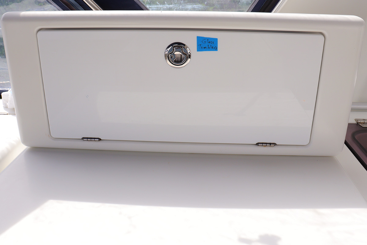 Sun Loft 47 - 6 + 1 cab. — photo 38