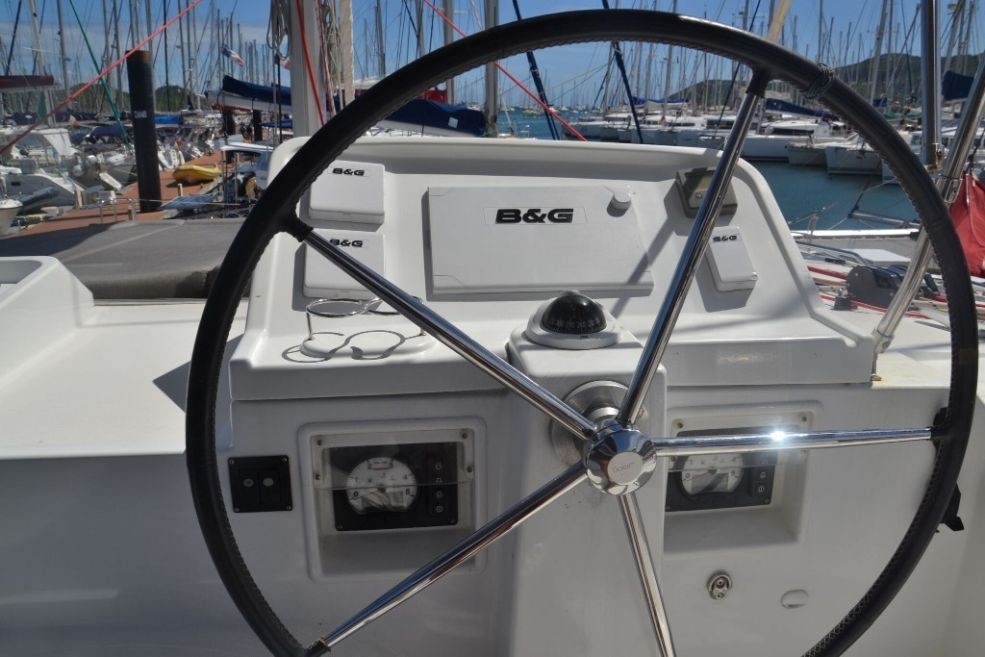 Lagoon 450 - 4 + 2 cab. — photo 6