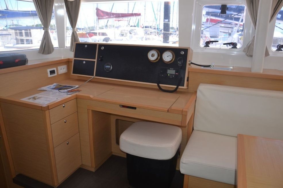 Lagoon 450 - 4 + 2 cab. — photo 9
