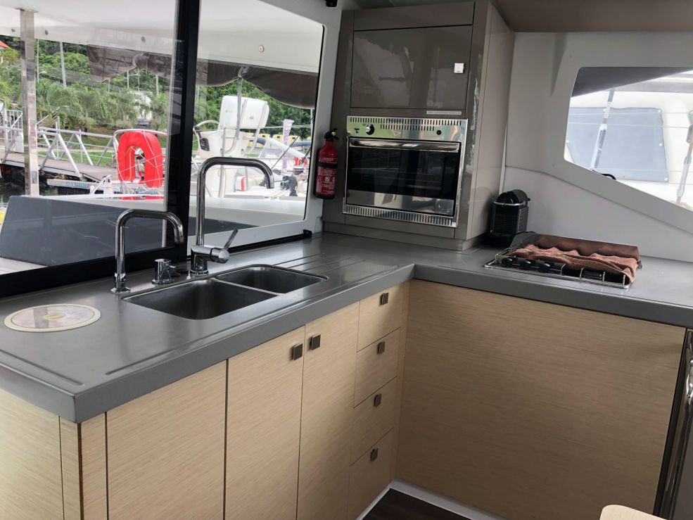 Fountaine Pajot Lucia 40 - 4 cab. — photo 6