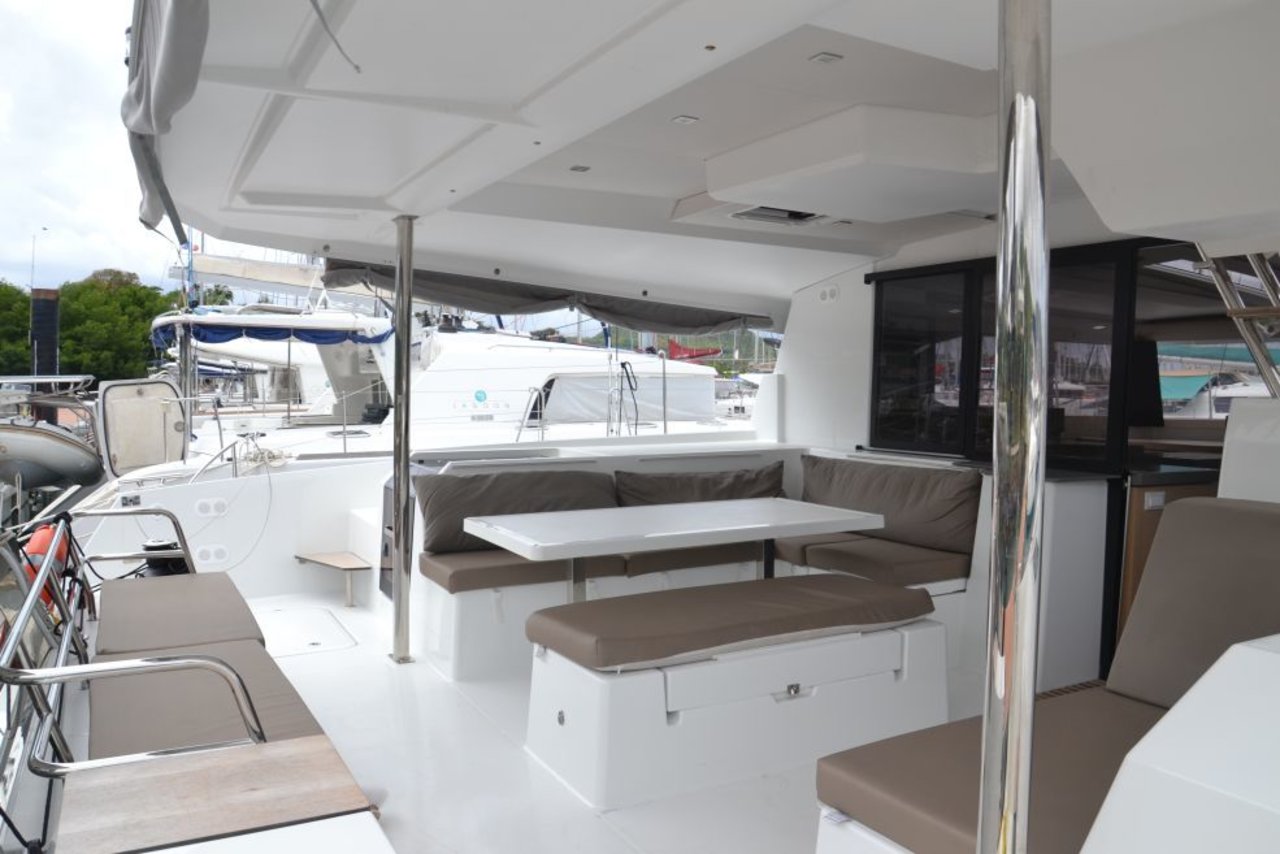 Fountaine Pajot Saona 47 Quintet - 5 + 1 cab. — photo 6