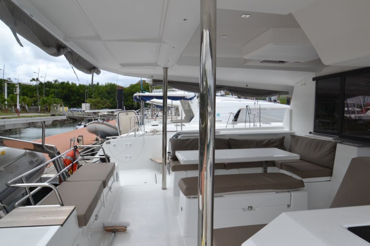 Fountaine Pajot Saona 47 Quintet - 5 + 1 cab. — photo 7
