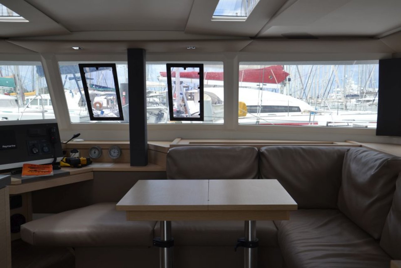 Fountaine Pajot Saona 47 Quintet - 5 + 1 cab. — photo 10