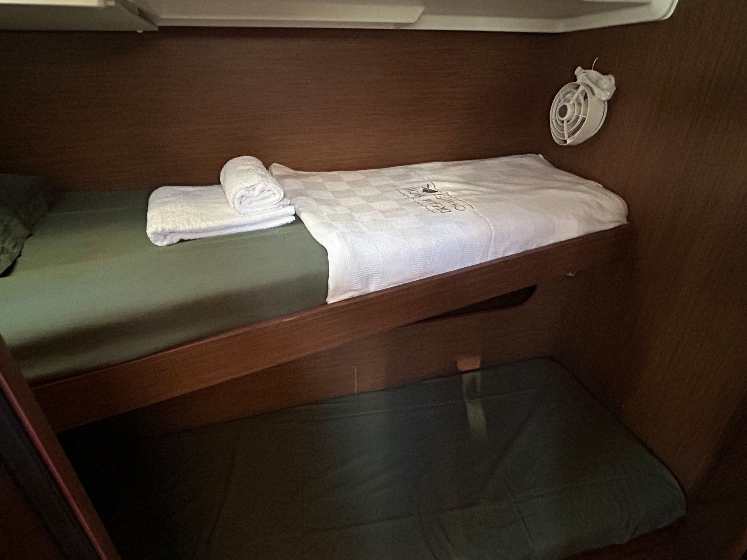 Oceanis 51.1 - 5 + 1 cab. — photo 11