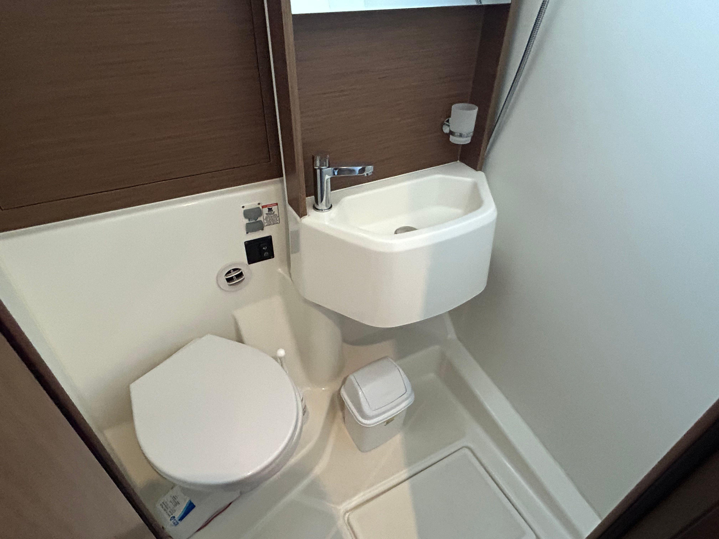 Oceanis 51.1 - 5 + 1 cab. — photo 15