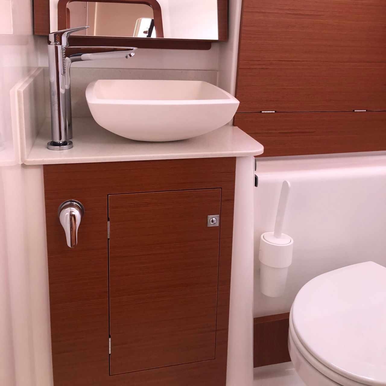 Dufour 390 GL — photo 12