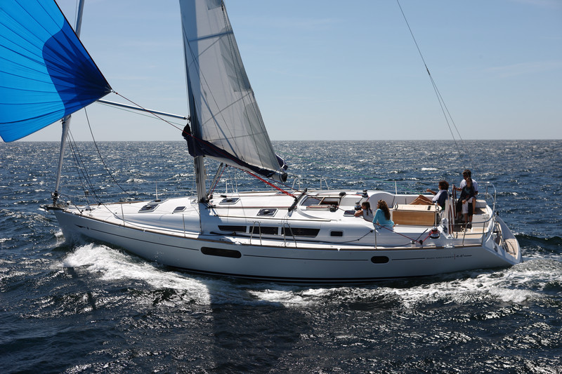 Sun Odyssey 44i — photo 3