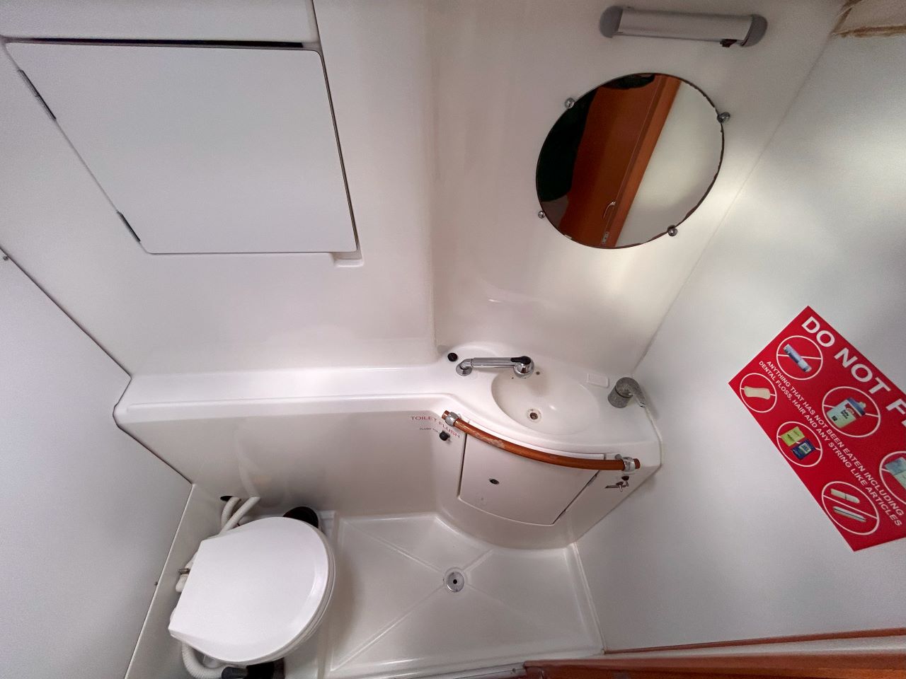 Lagoon 380 - 4 cab. — photo 11