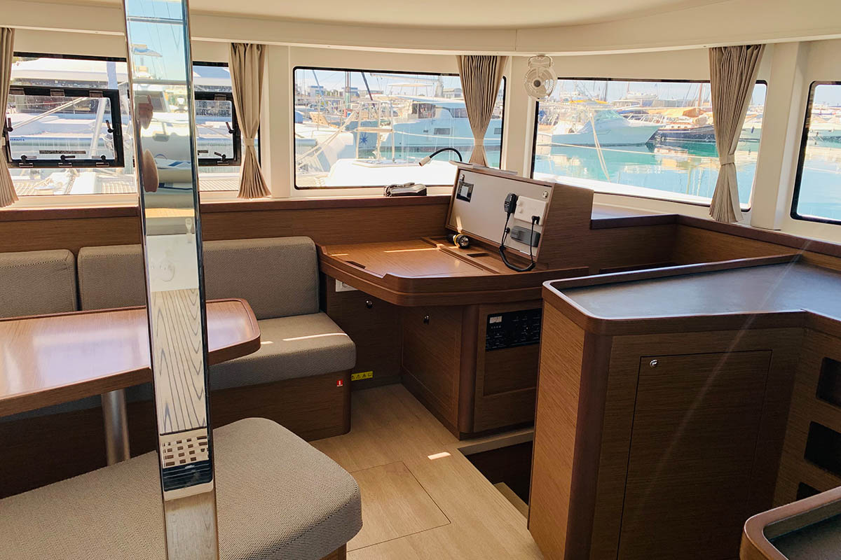 Lagoon 42 - 4 + 2 cab. — photo 18