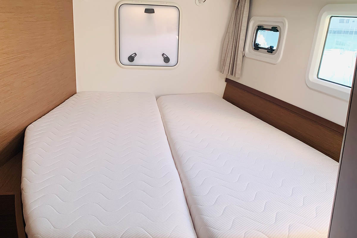 Lagoon 42 - 4 + 2 cab. — photo 19