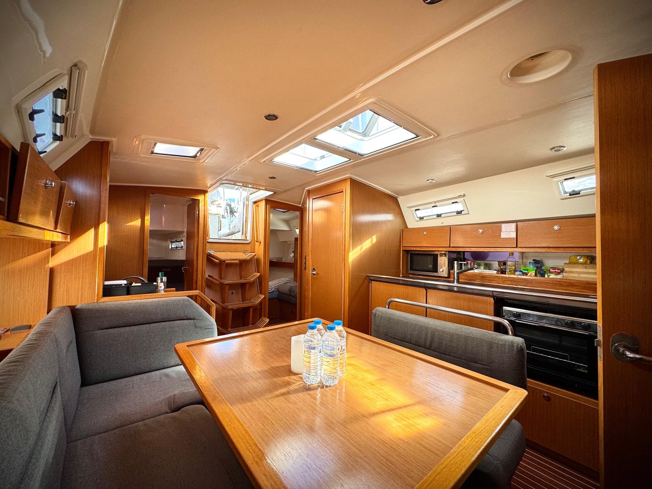 Bavaria Cruiser 40 — photo 5