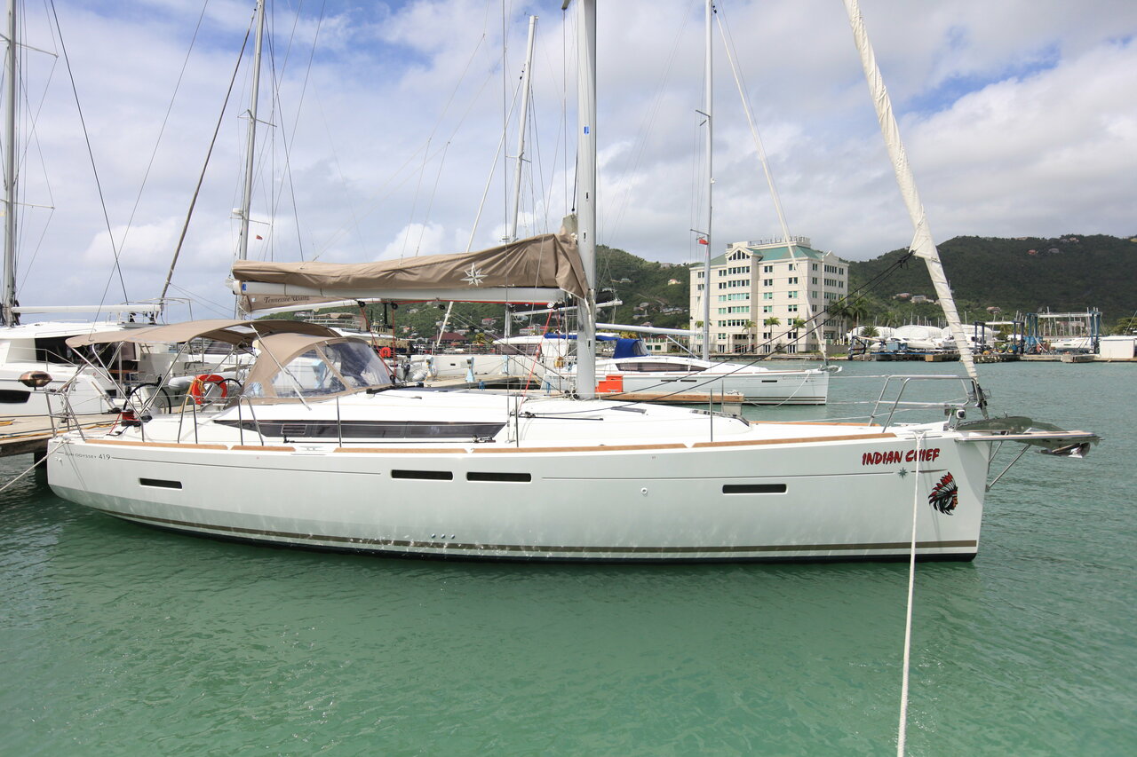 Sun Odyssey 419 - 3 cab. — photo 1