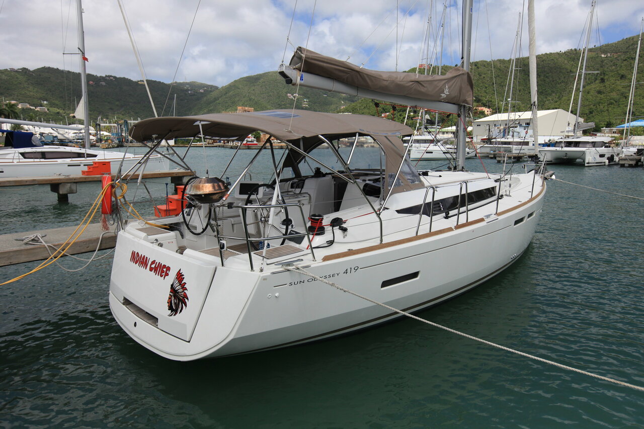 Sun Odyssey 419 - 3 cab. — photo 3