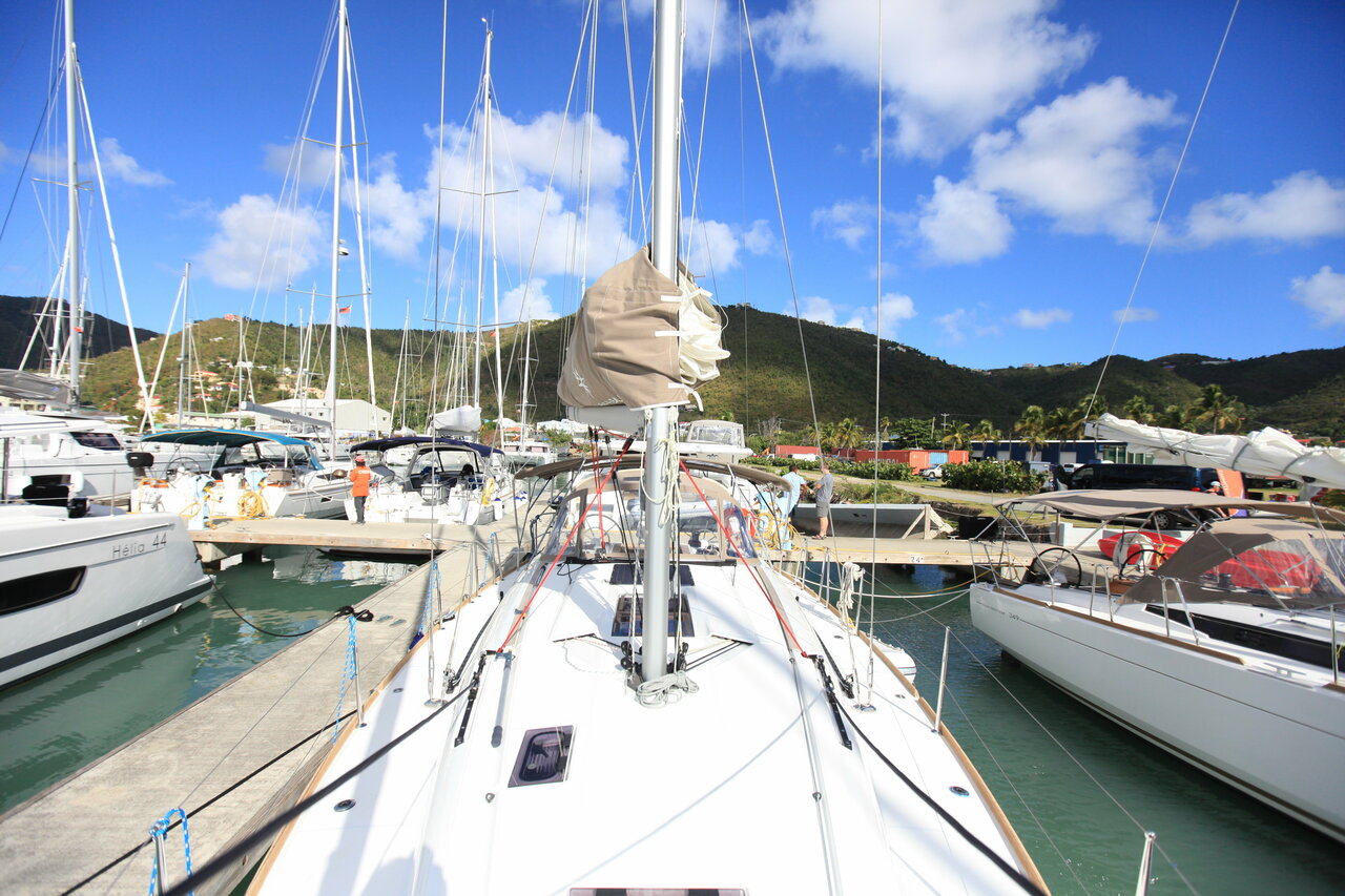 Sun Odyssey 419 - 3 cab. — photo 4