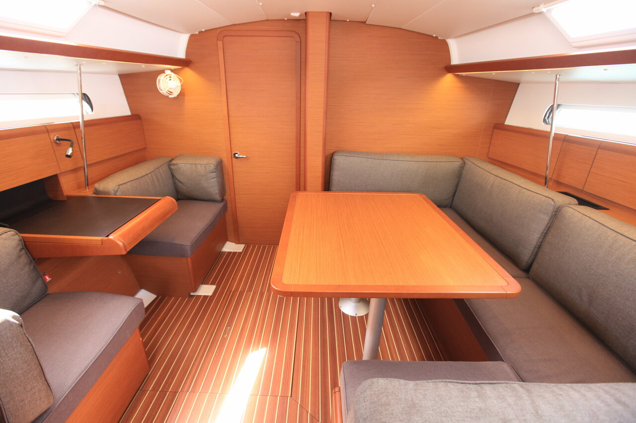 Sun Odyssey 419 - 3 cab. — photo 8
