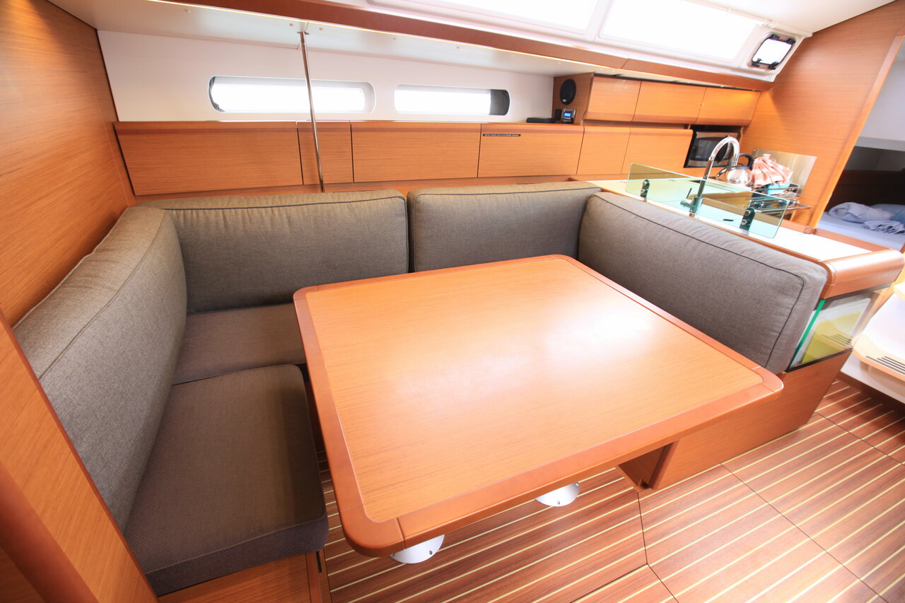 Sun Odyssey 419 - 3 cab. — photo 9