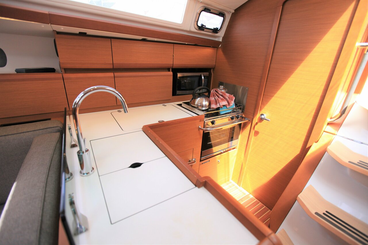 Sun Odyssey 419 - 3 cab. — photo 13