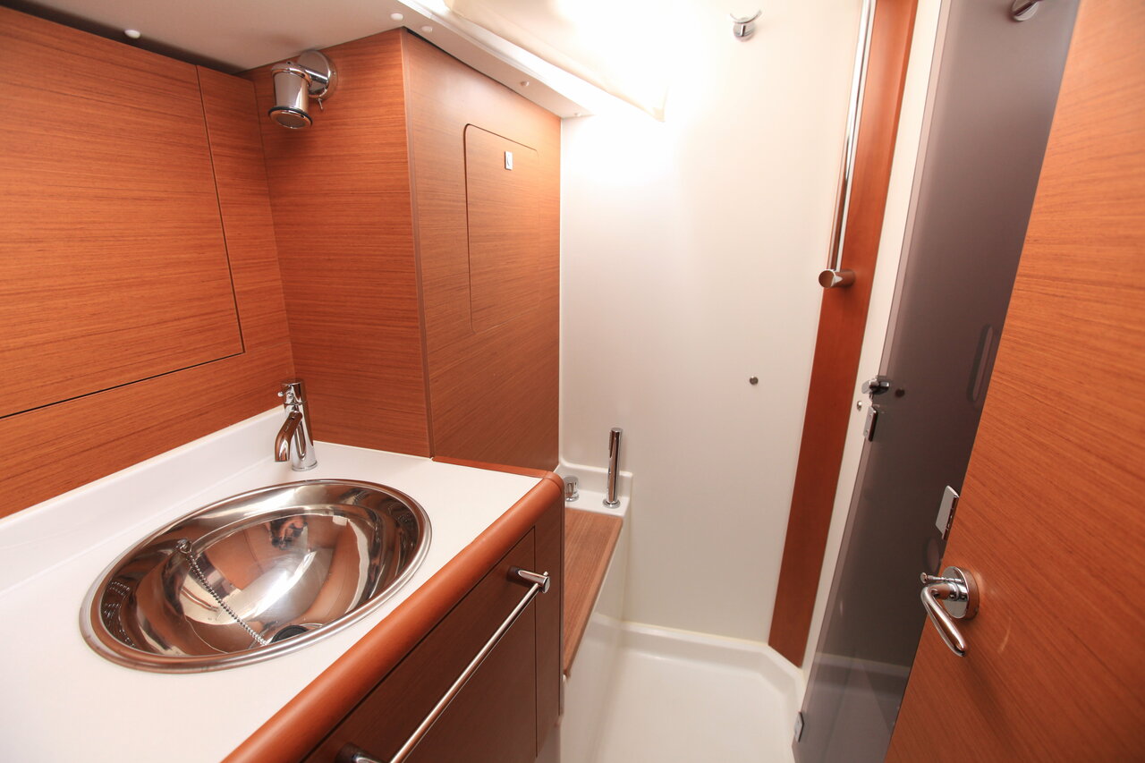Sun Odyssey 419 - 3 cab. — photo 17