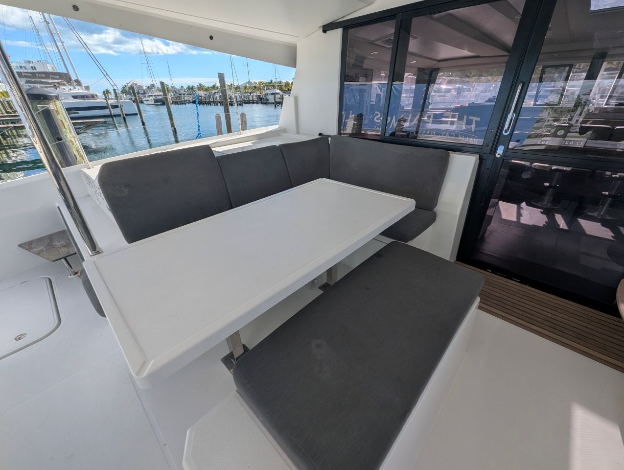 Fountaine Pajot Astrea 42 - 4 + 2 cab. — photo 7