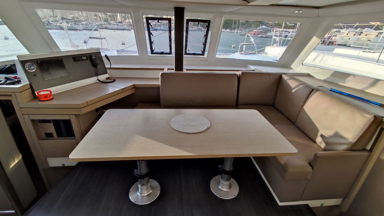 Fountaine Pajot Lucia 40 - 4 cab. — photo 10