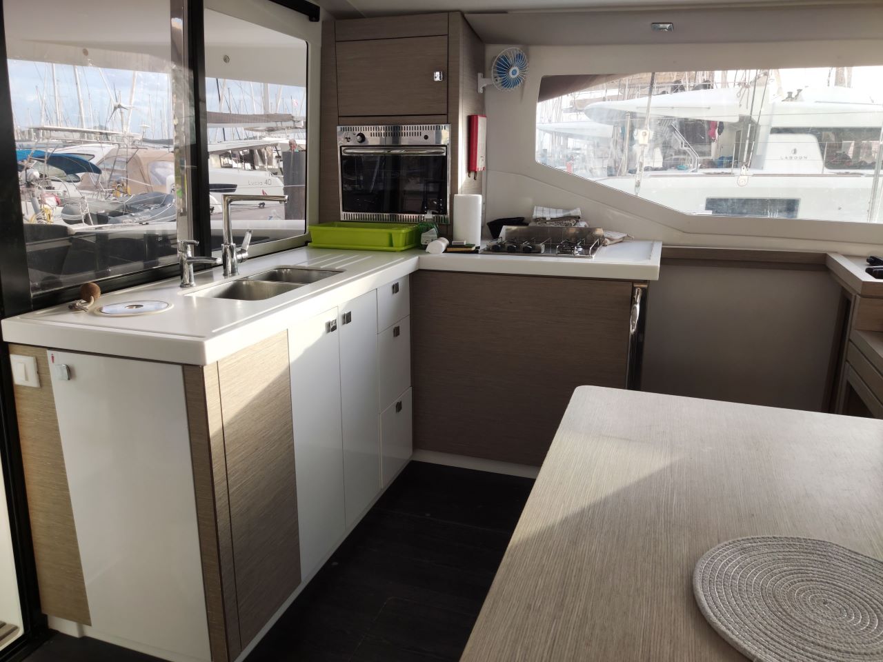 Fountaine Pajot Lucia 40 - 4 cab. — photo 11