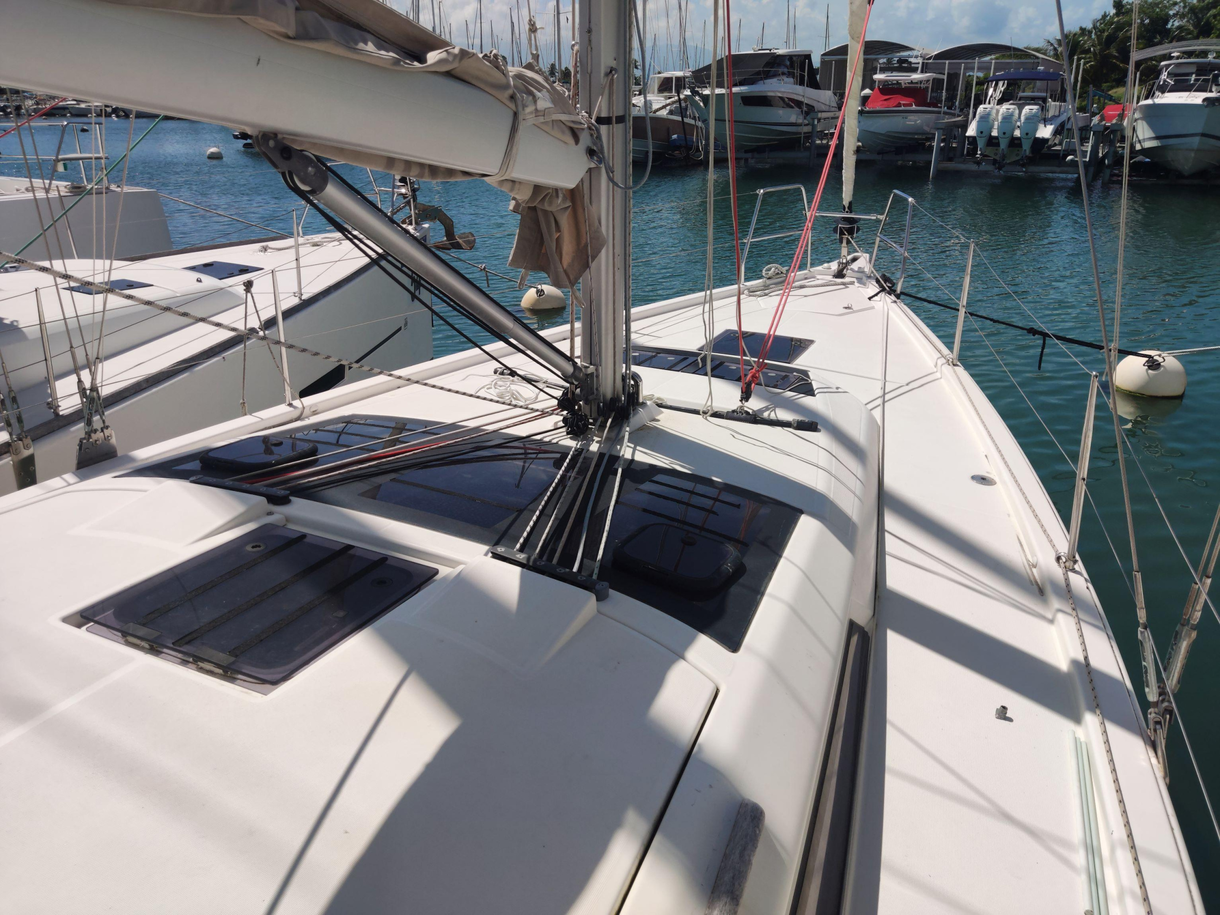 Dufour 390 GL — photo 5