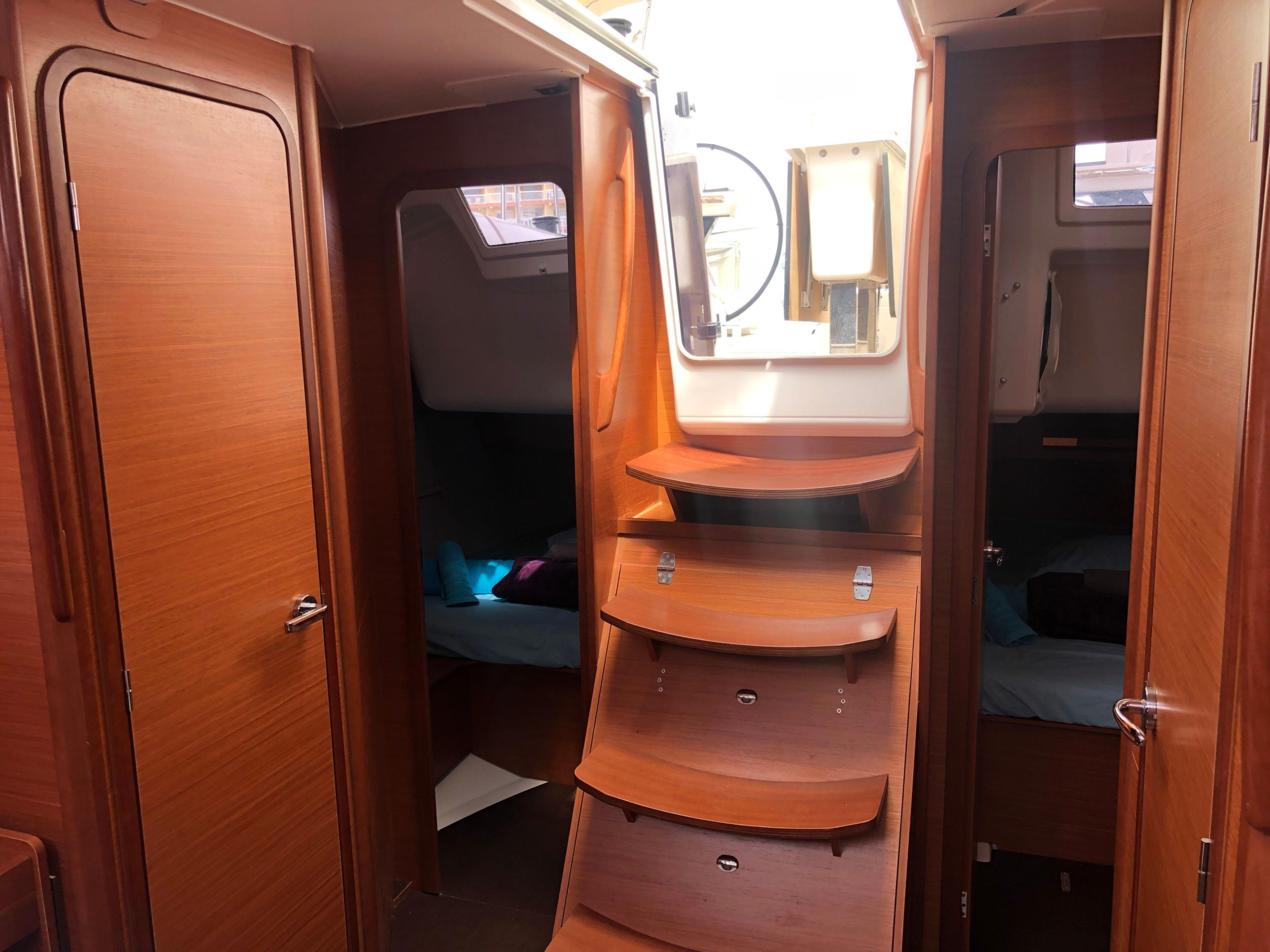 Dufour 390 GL — photo 7