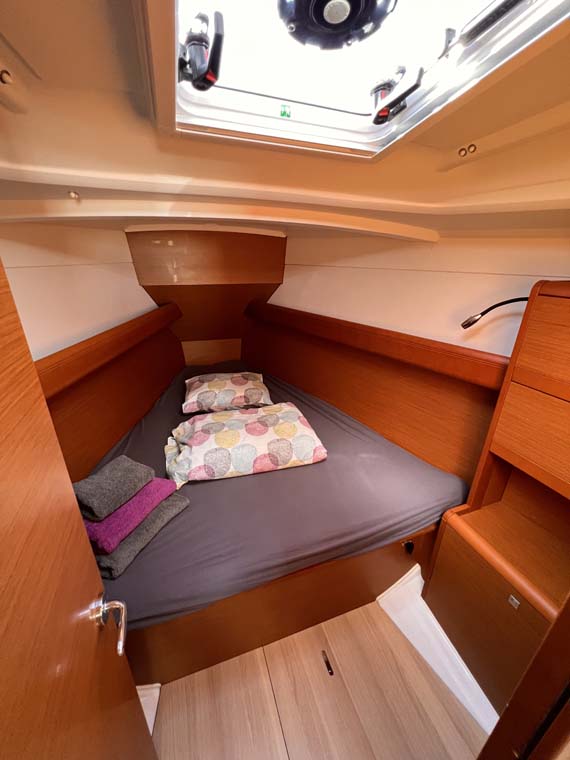 Sun Odyssey 389 — photo 11
