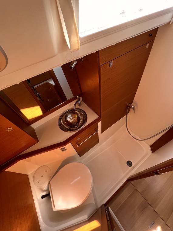 Sun Odyssey 389 — photo 14