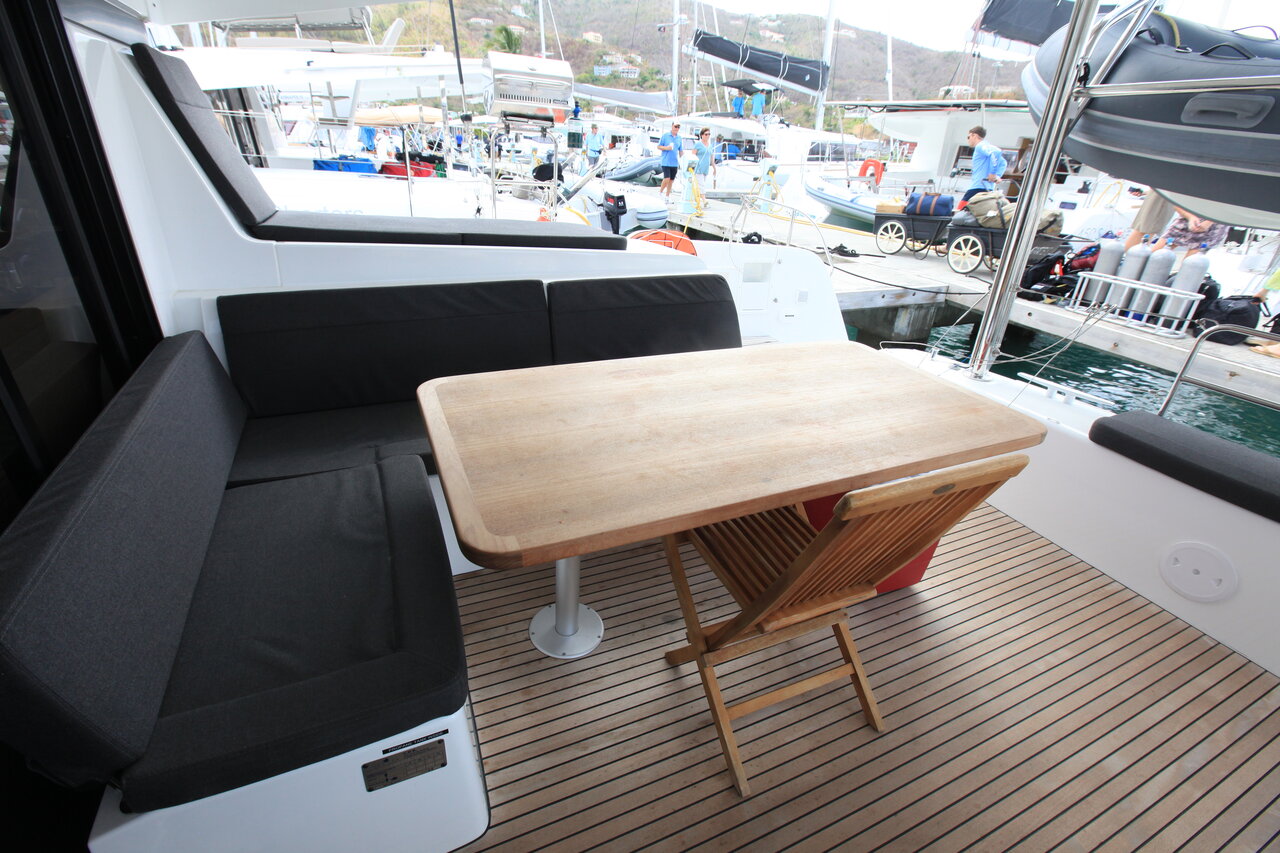 Lagoon 42 - 4 + 1 cab. — photo 6