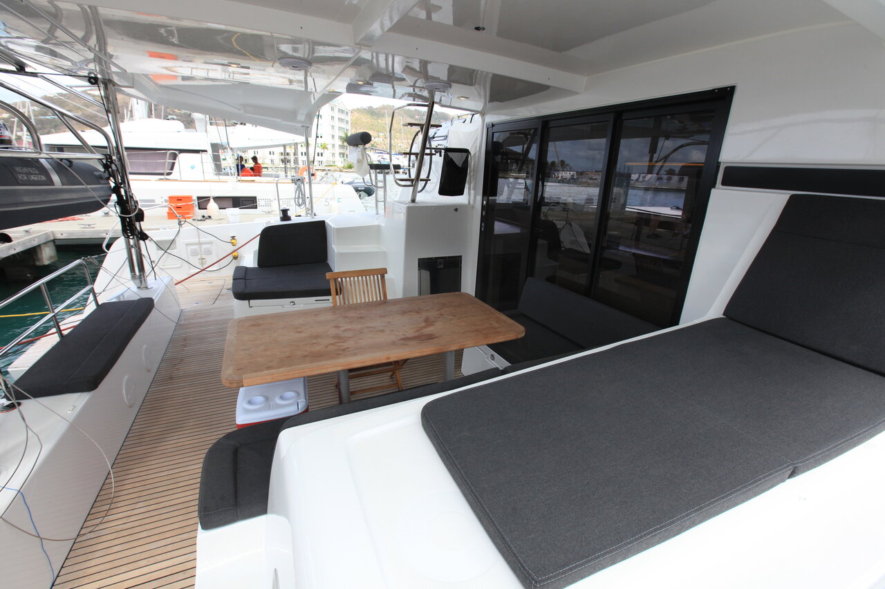 Lagoon 42 - 4 + 1 cab. — photo 10