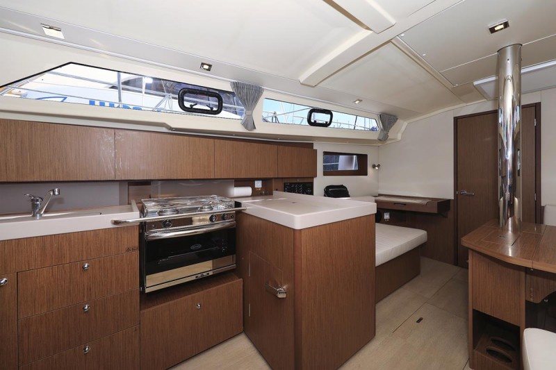 Oceanis 41.1 — photo 11