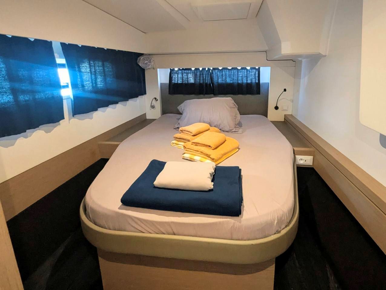 Fountaine Pajot Astrea 42 - 4 + 2 cab. — photo 7