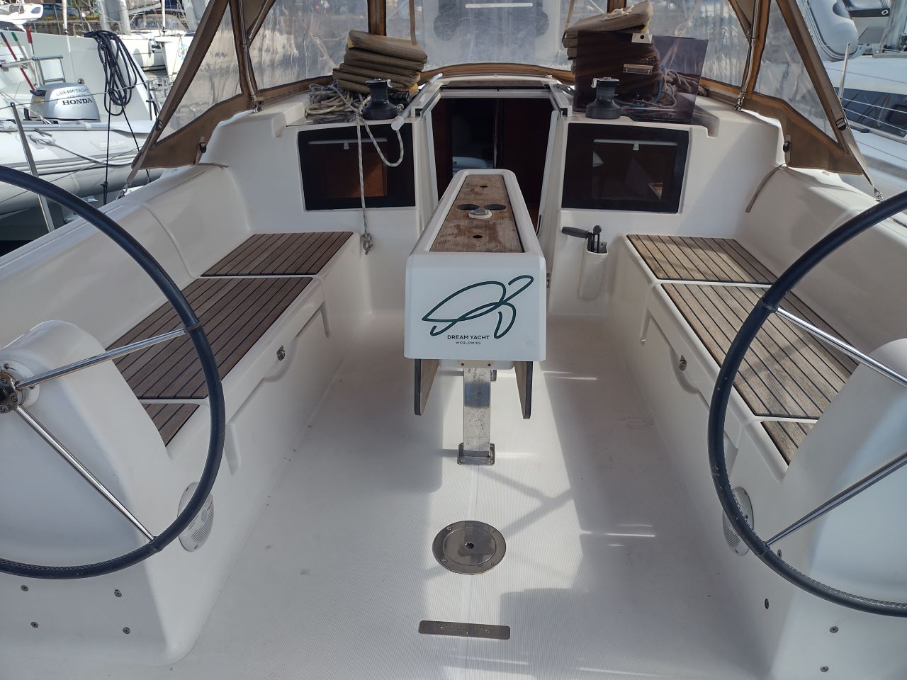 Dufour 382 GL — photo 3