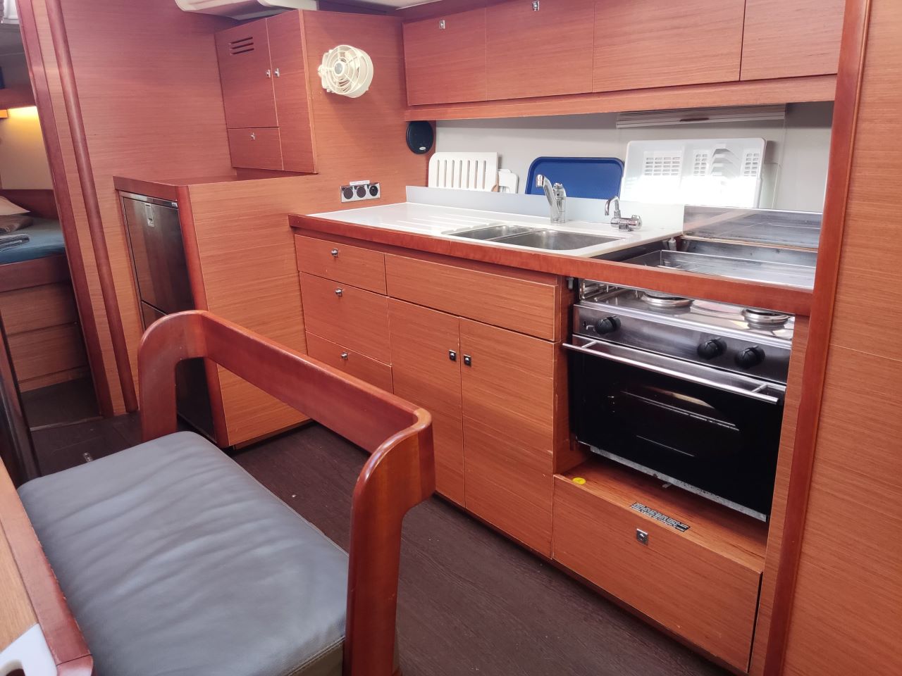 Dufour 430 GL — photo 6